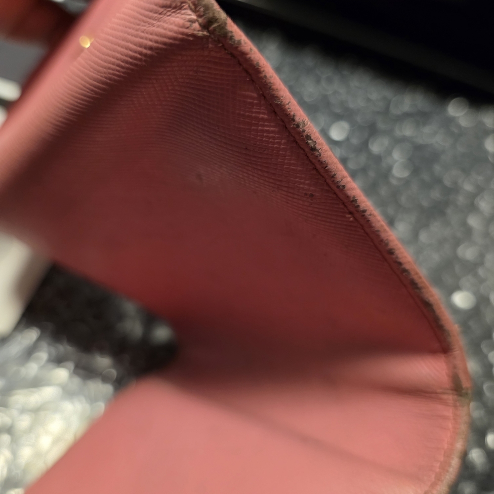 PRADA Milano Pink Saffiano Leather Wallet Interior - Picture 11 of 16